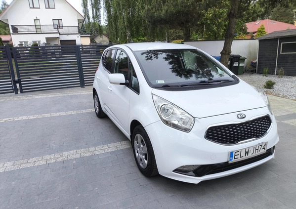 Kia Venga cena 46000 przebieg: 109700, rok produkcji 2017 z Zaklików małe 121